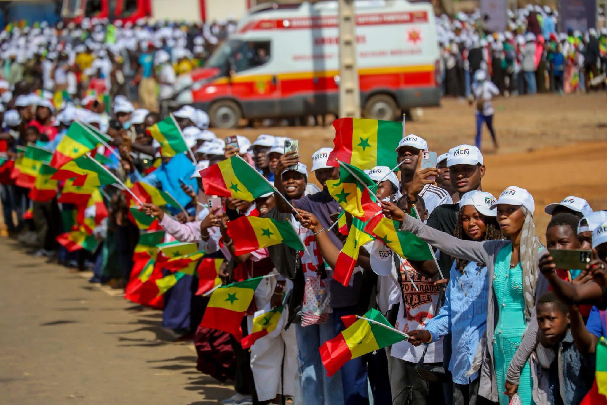 Kédougou : le Chef de l'État lance la connectivité haut débit gratuite au lycée technique