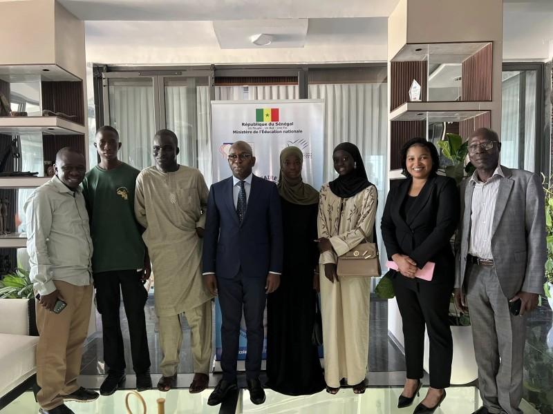 Un exemple de résilience et d’excellence : le Ministre de l’Éducation nationale rend hommage à Pape Natango Mbaye